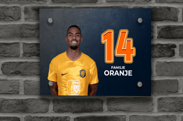 Oranje Naambordje 4