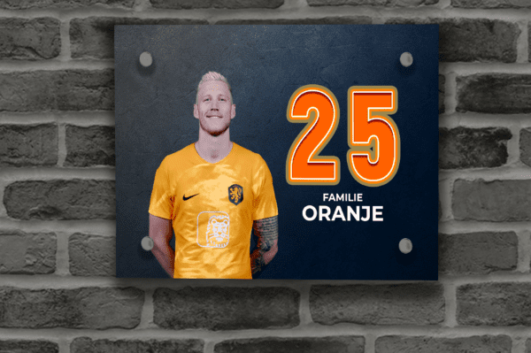 Oranje Naambordje 15