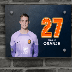 Oranje Naambordje 17