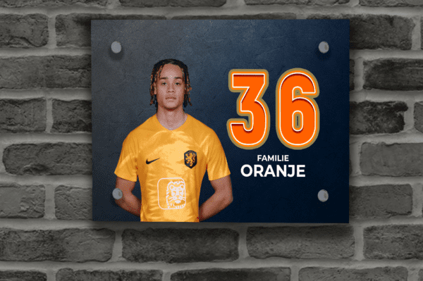 Oranje Naambordje 26